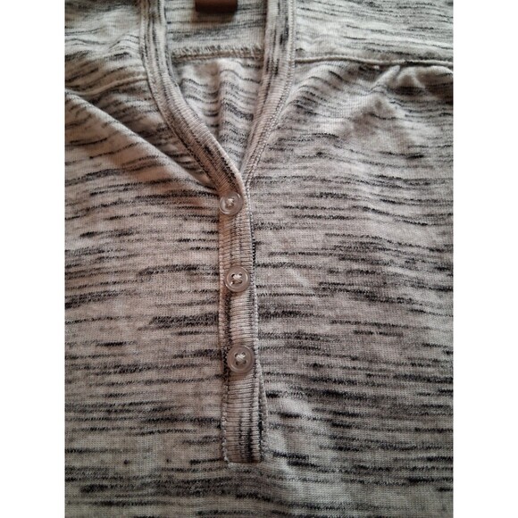 Bit N Bridle Sleeveless Woman’s Grey Button Up Top Size Medium - Picture 2 of 4